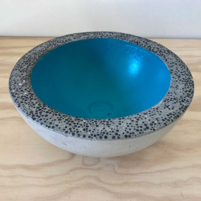 turquoise innerlijk - ∅25x10, beton/verf/lak, verkocht